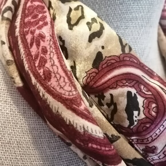 🇨🇦 Alfred Sung Fashion Scarf, NWT - Picture 5 of 6